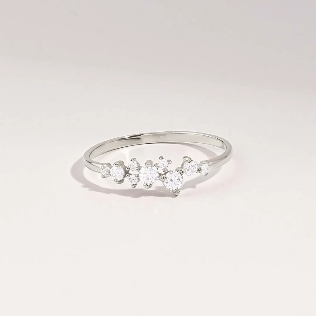 /public/photos/live/14k Gold Cluster Moissanite Wedding Ring-1104 (9).webp